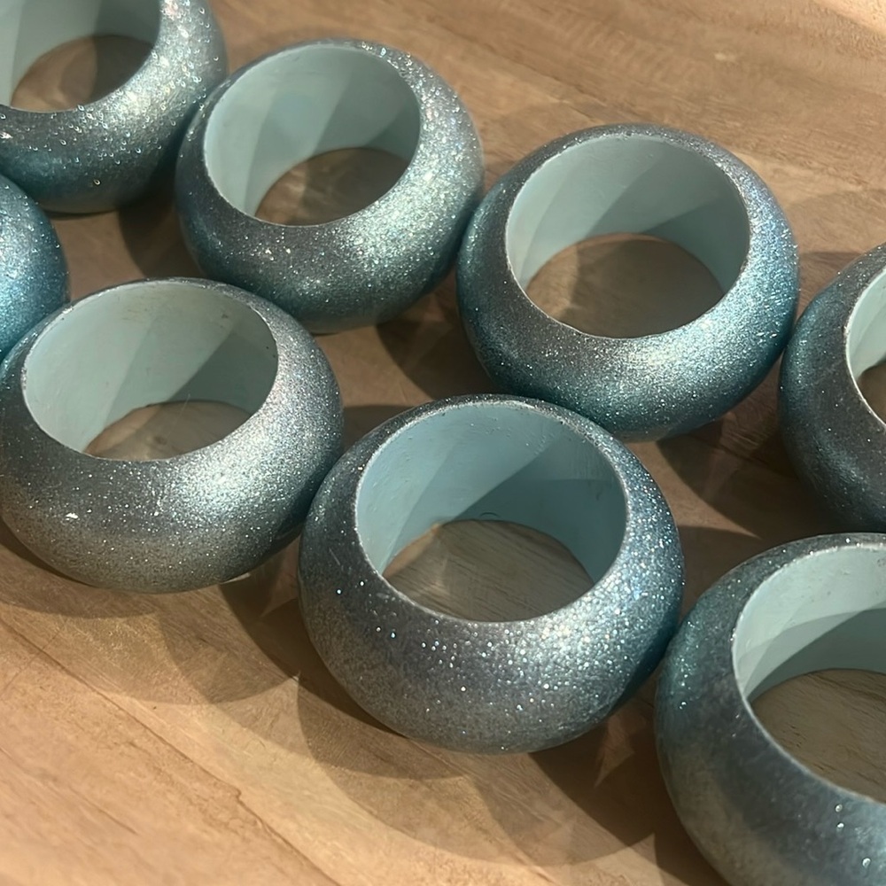 12 blue sparkle napkins rings